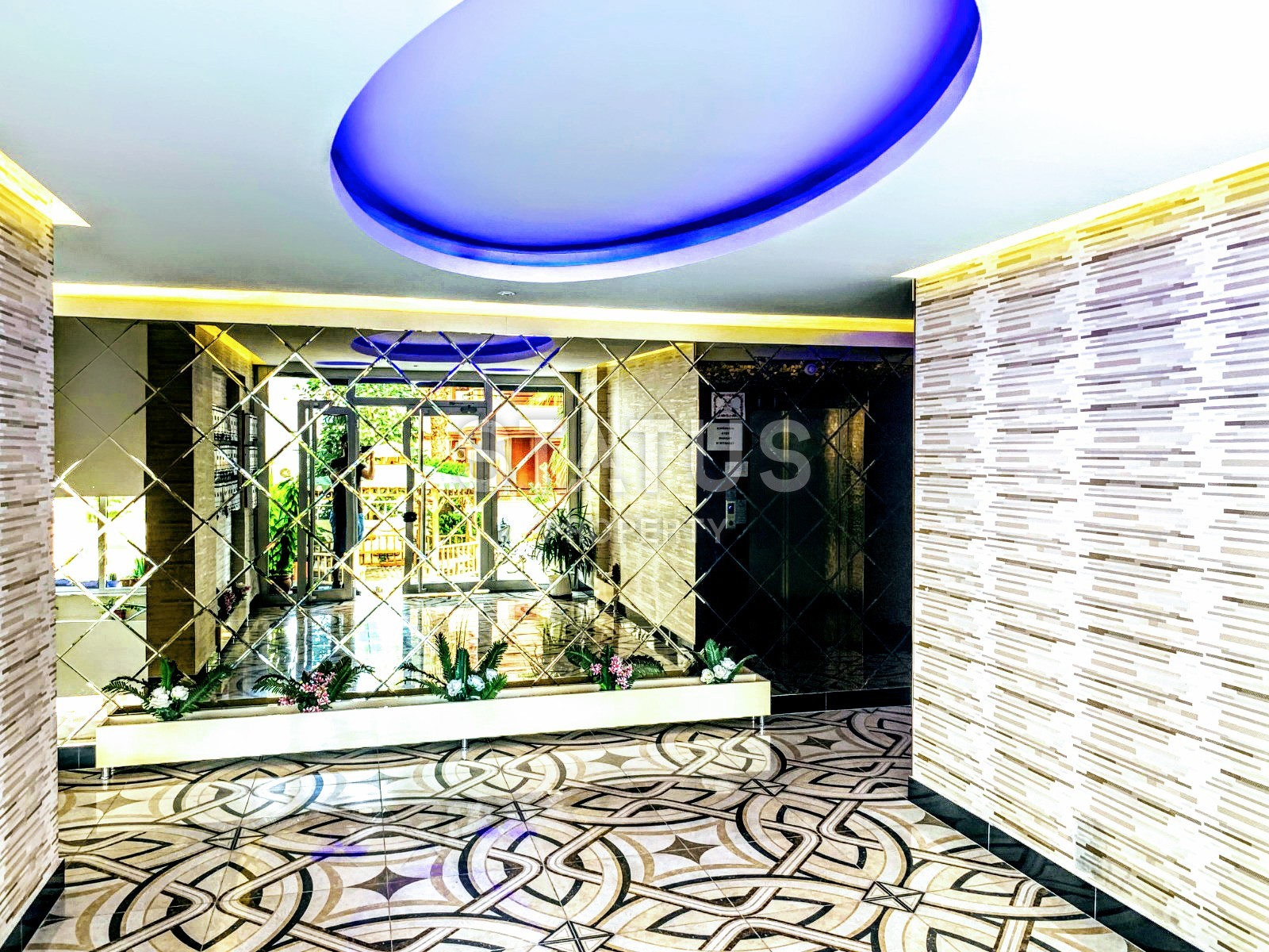 Меблированная двухкомнатная квартира в Махмутларе, 65 м2 фото 11