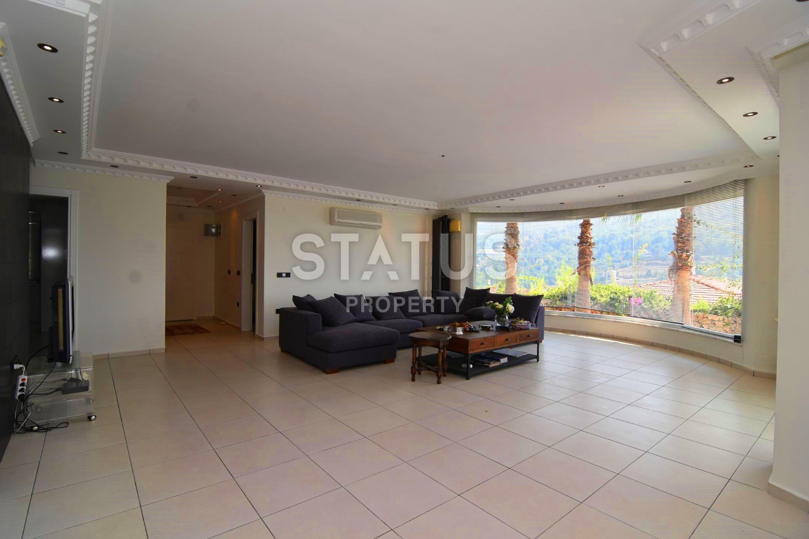 Villa 3+1 with a private pool in the Kargicak area, 600 m2 фото 3