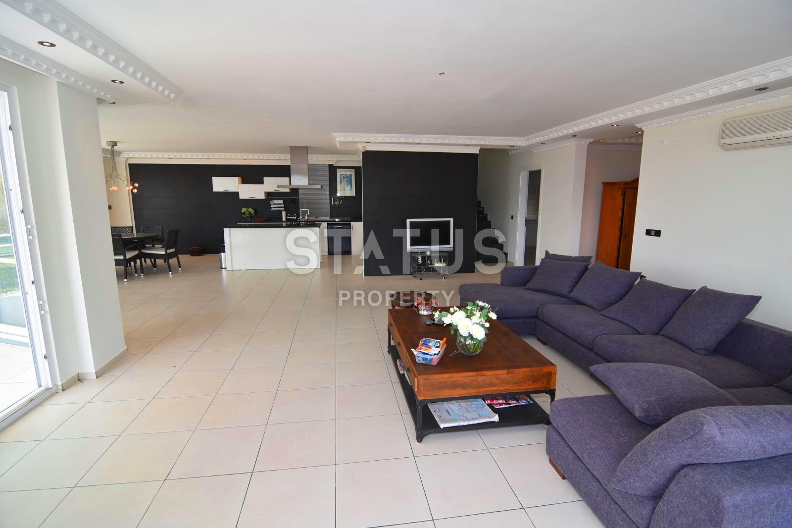 Villa 3+1 with a private pool in the Kargicak area, 600 m2 фото 4