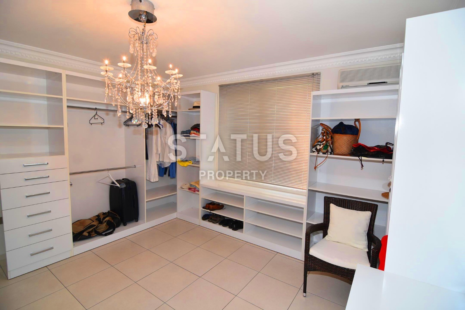 Villa 3+1 with a private pool in the Kargicak area, 600 m2 фото 28