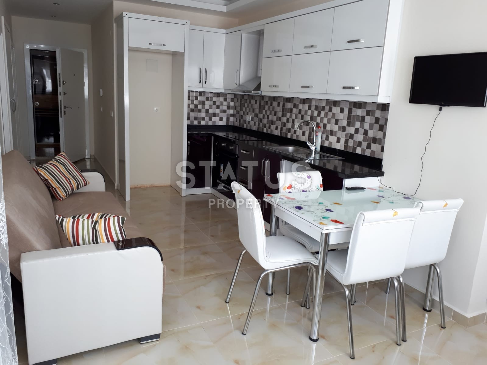 Квартира с мебелью и техникой в Махмутларе 50 кв.м. фото 1