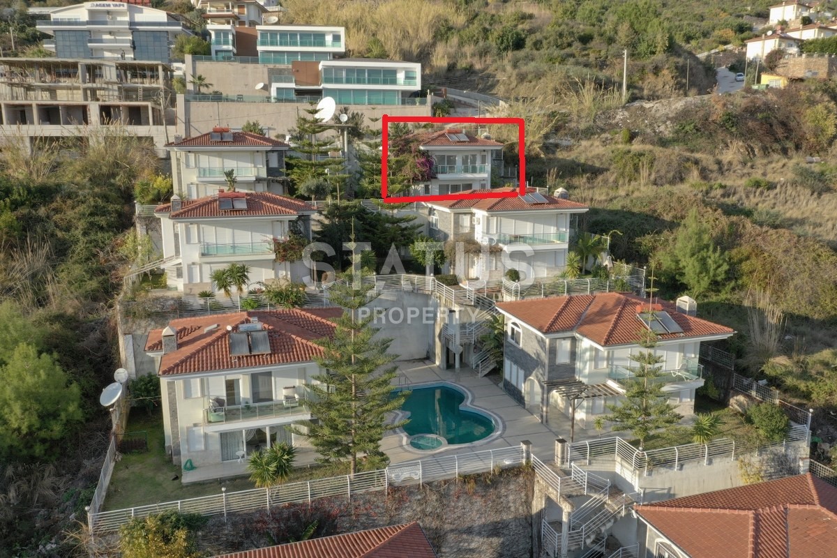 Вилла 3+1 с прекрасными видовыми характеристиками в Аланье, 300 м2 фото 2