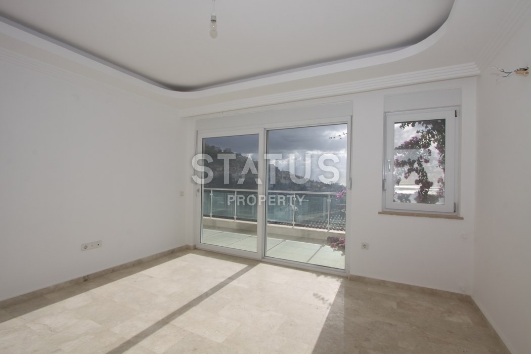 Вилла 3+1 с прекрасными видовыми характеристиками в Аланье, 300 м2 фото 7