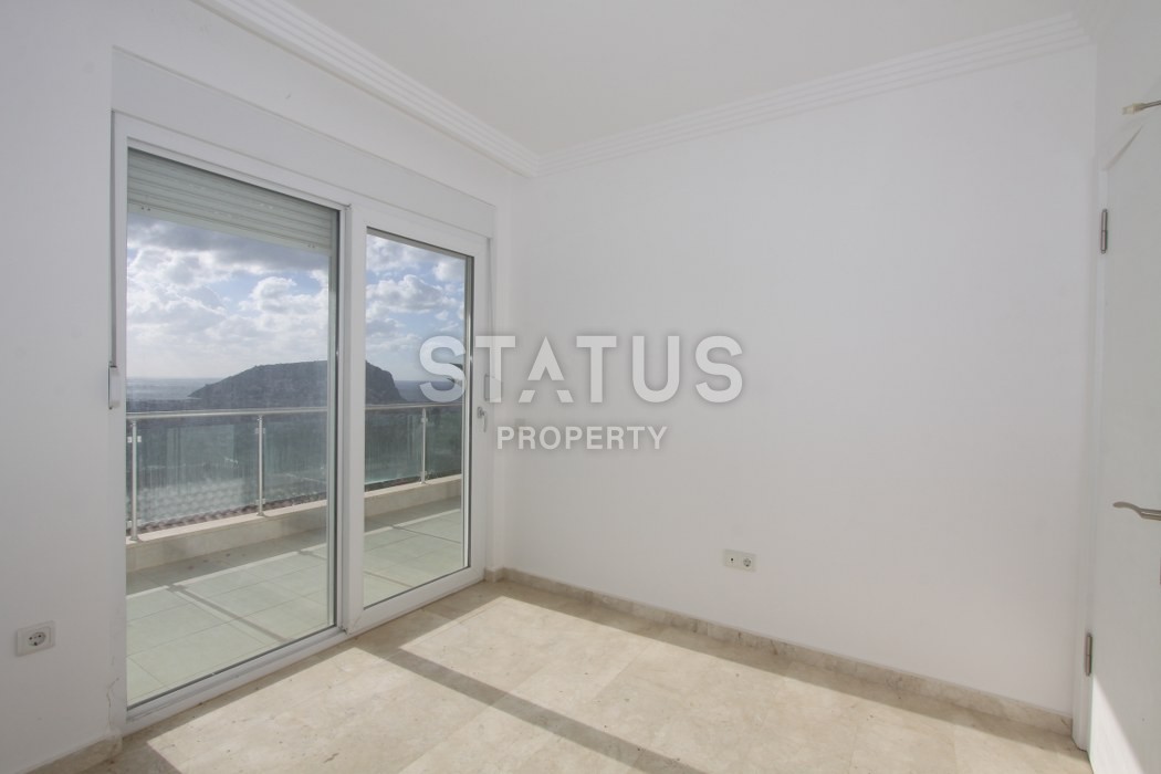 Вилла 3+1 с прекрасными видовыми характеристиками в Аланье, 300 м2 фото 22