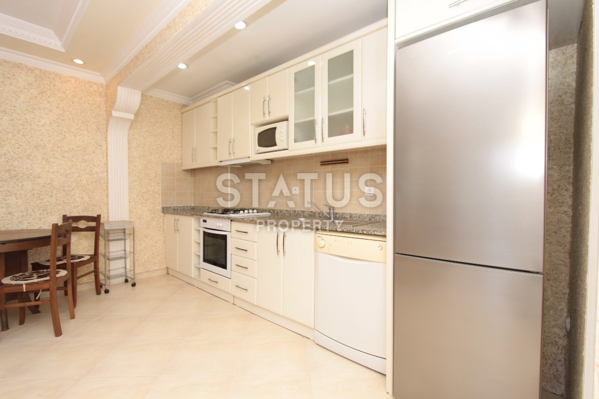 Отличная квартира в добротном доме в центре Алании. 70 кв.м. фото 3