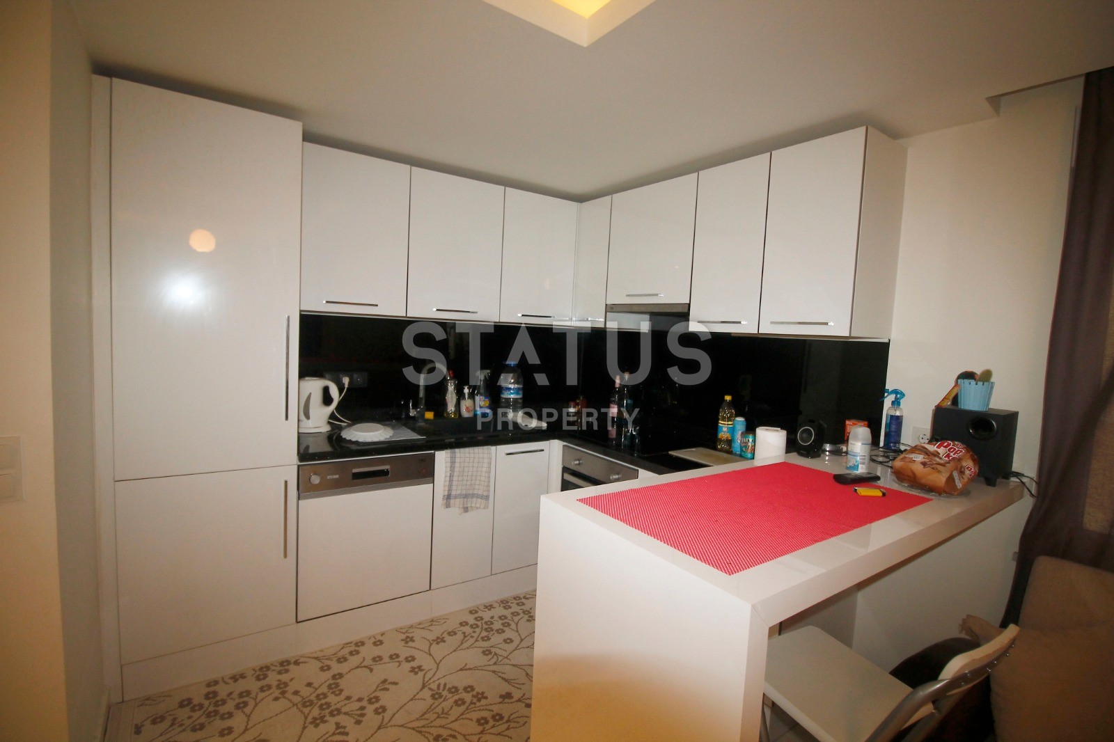 Недорогая квартира 1+1 в новом комплексе в центре Аланьи, 50 м2 фото 6