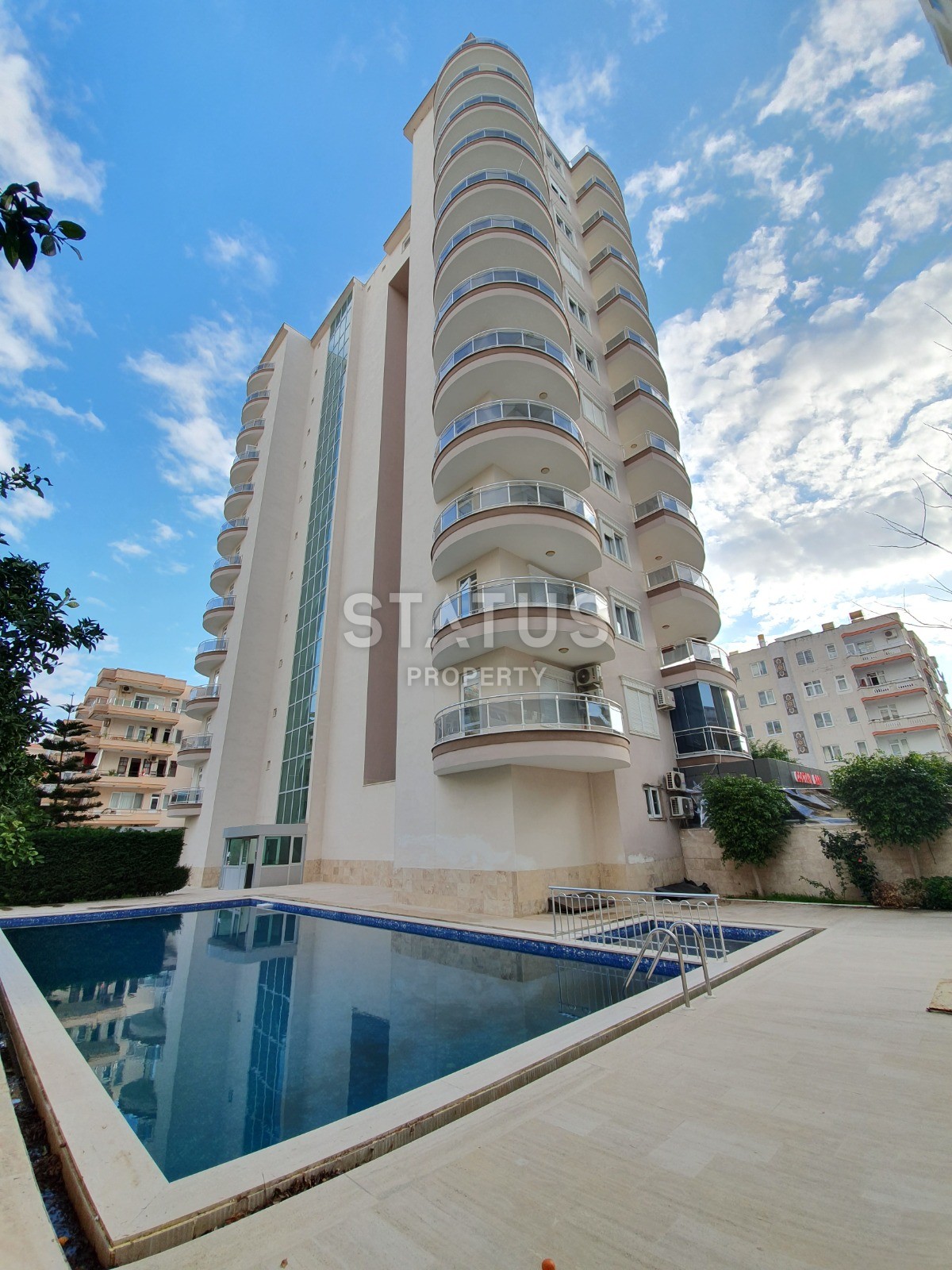 Трехкомнатные апартаменты с новой мебелью в Махмутларе, 120 м2 фото 1