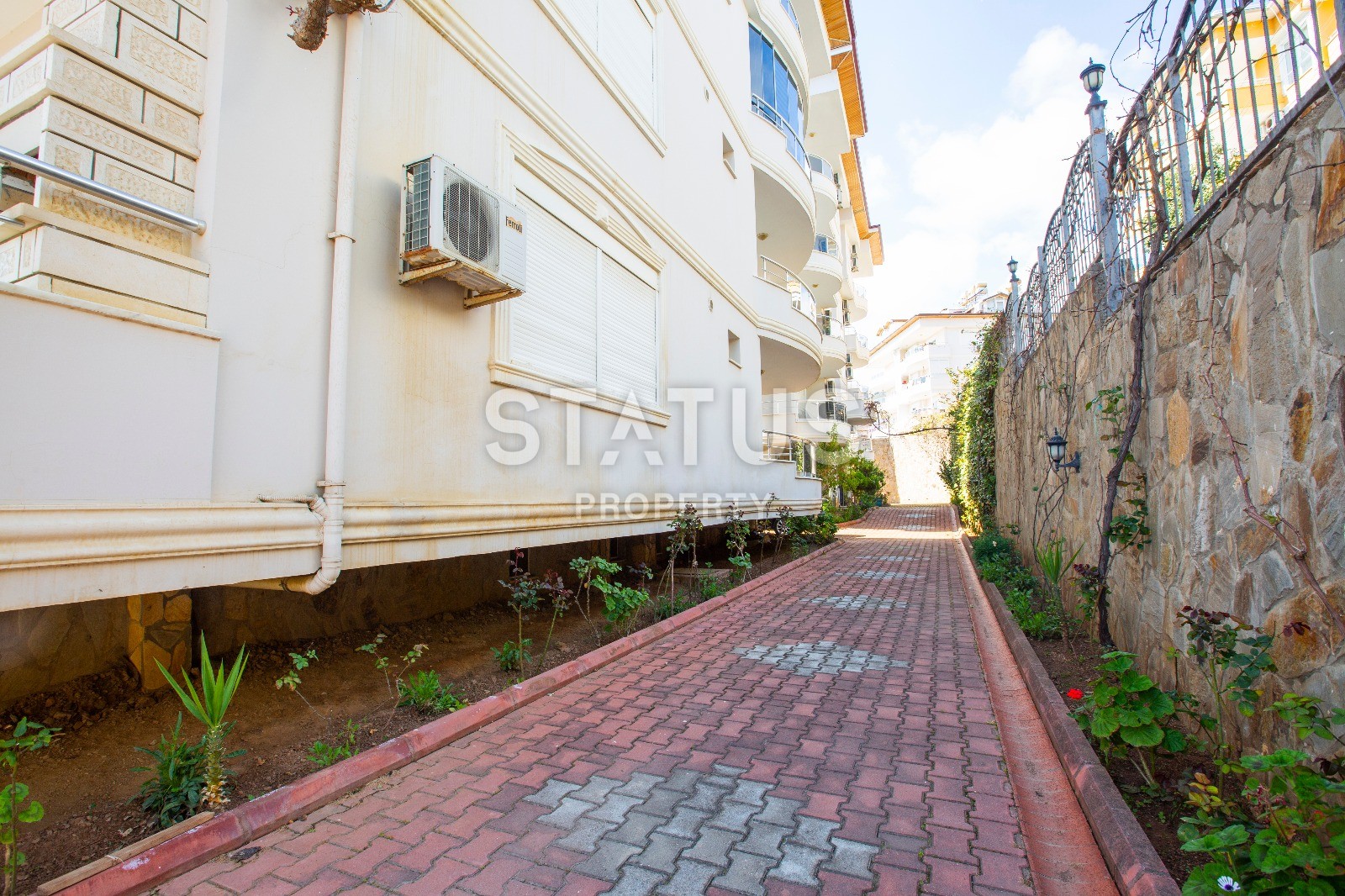 Большая квартира планировки 1+1 с мебелью и техникой от собственника в районе Джикджилли фото 11