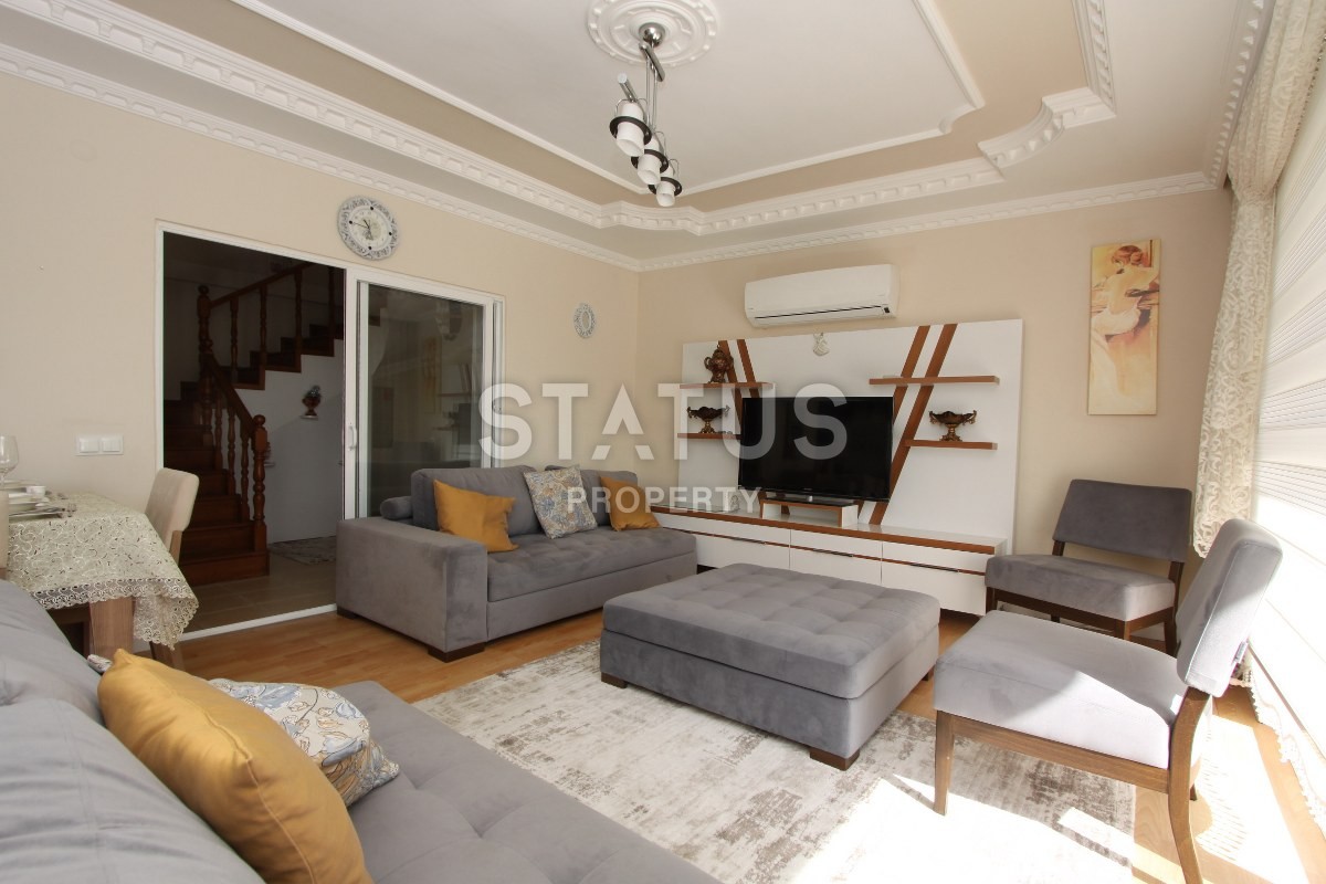 Вилла 4+1 с мебелью и прекрасными видами в Аланье, 375 кв.м фото 4