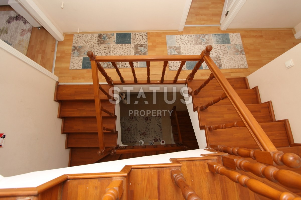 Вилла 4+1 с мебелью и прекрасными видами в Аланье, 375 кв.м фото 17