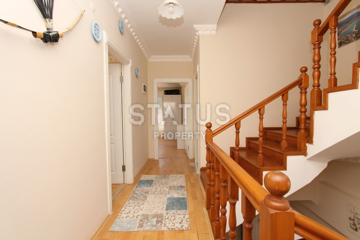 Вилла 4+1 с мебелью и прекрасными видами в Аланье, 375 кв.м фото 18