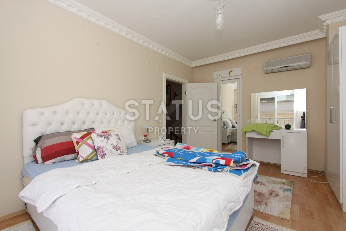 Вилла 4+1 с мебелью и прекрасными видами в Аланье, 375 кв.м фото 22