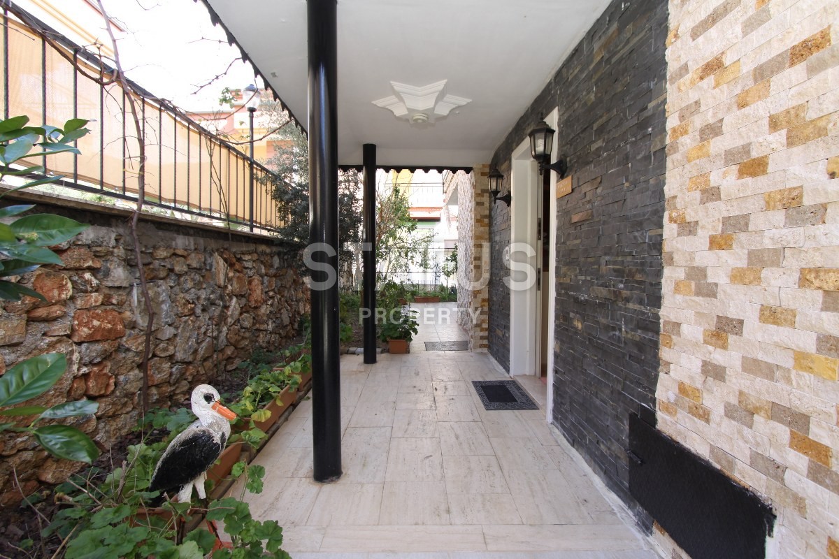 Вилла 4+1 с мебелью и прекрасными видами в Аланье, 375 кв.м фото 29