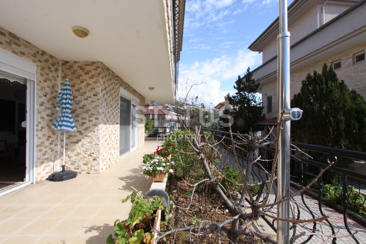 Вилла 4+1 с мебелью и прекрасными видами в Аланье, 375 кв.м фото 30