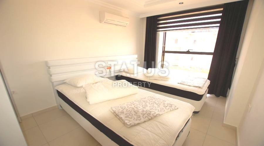 Three-room apartment with furniture and sea views in the prestigious area of Avsallar фото 3