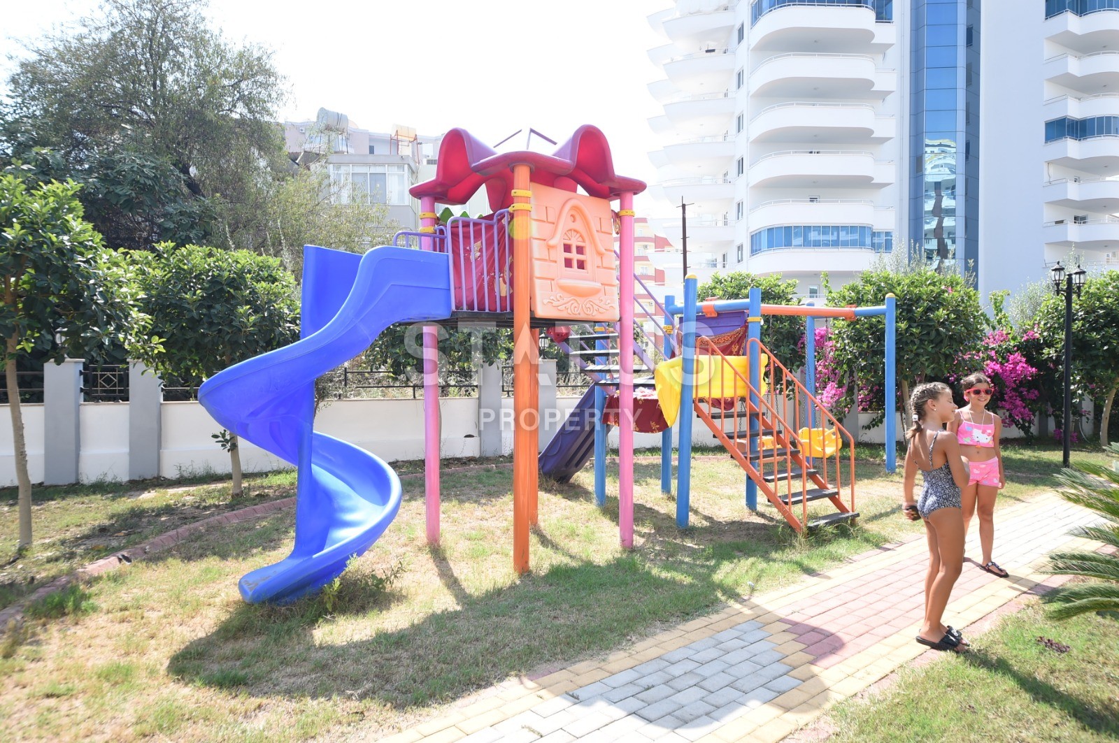 Шикарная квартира в комплексе с крытым бассейном по супер цене! 130 кв.м. фото 28