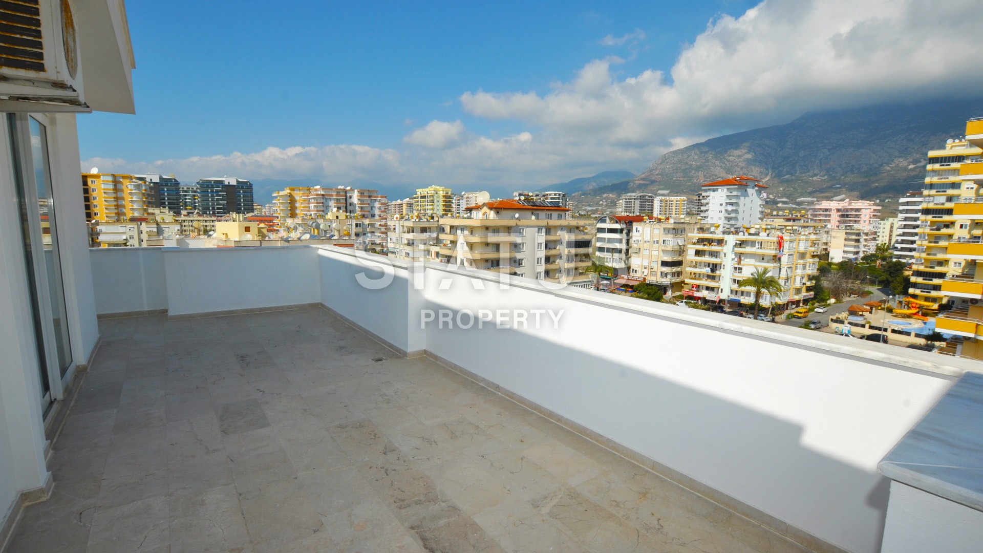 Двухуровневые апартаменты на первой береговой линии в районе Махмутлар фото 6