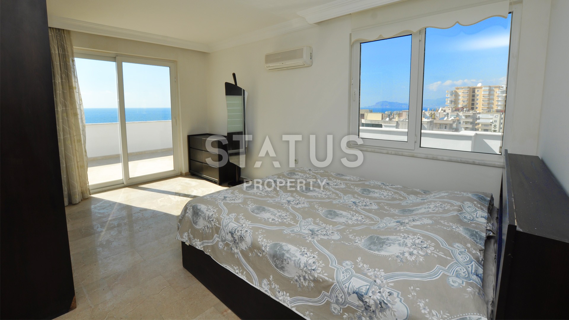 Двухуровневые апартаменты на первой береговой линии в районе Махмутлар фото 20