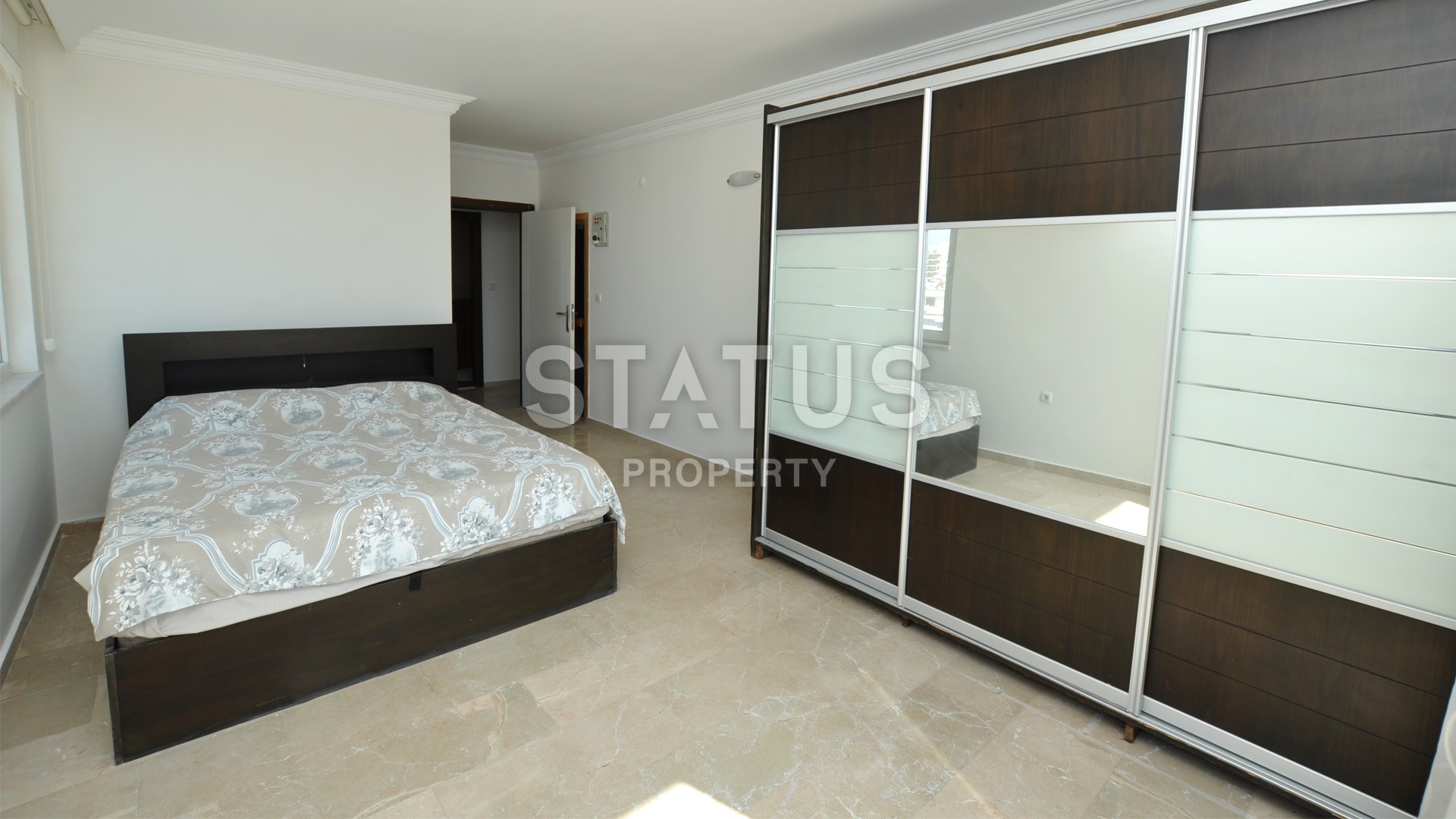 Двухуровневые апартаменты на первой береговой линии в районе Махмутлар фото 21