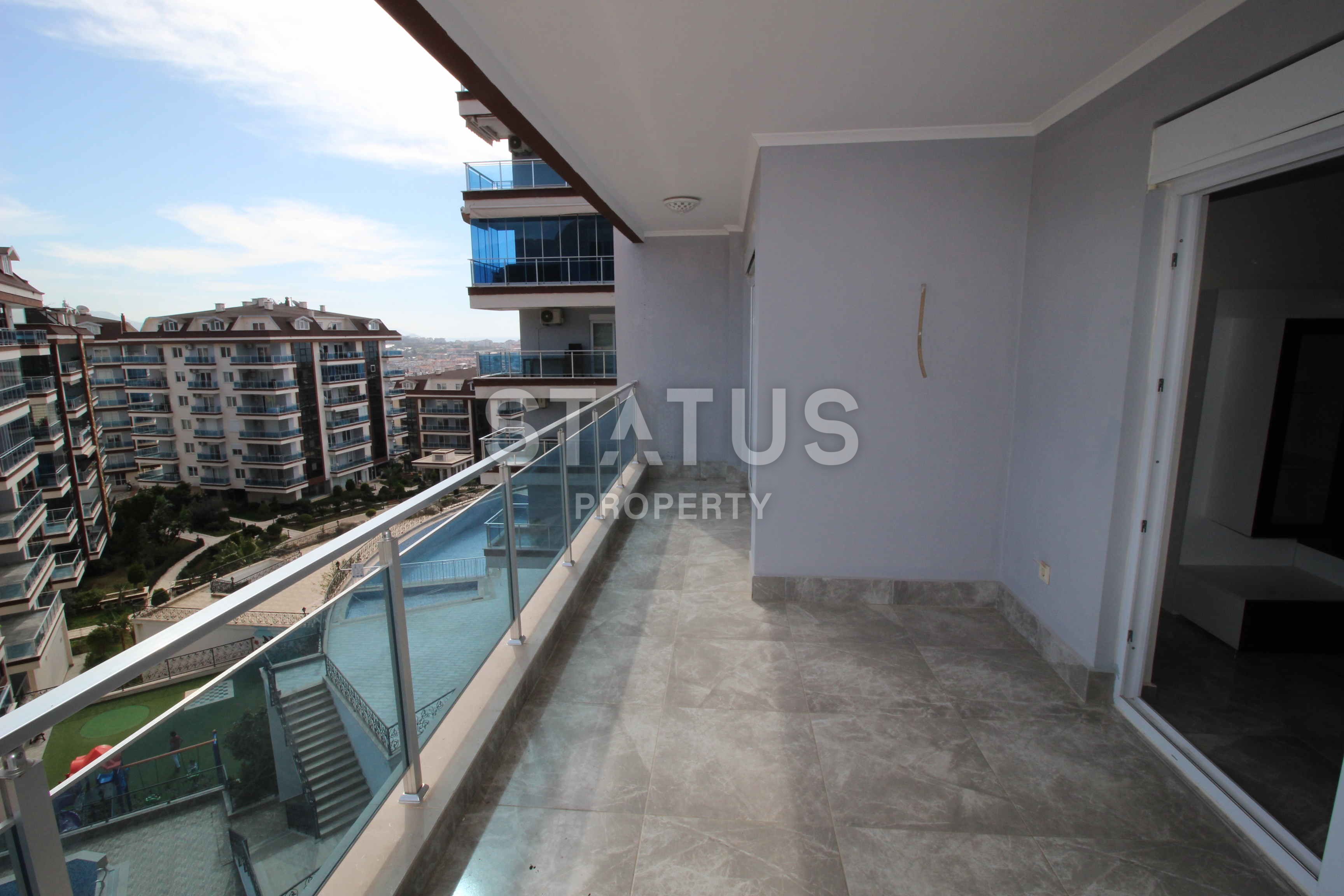 Квартира с мебелью и техникой в современном комплексе в районе Джикджилли фото 30