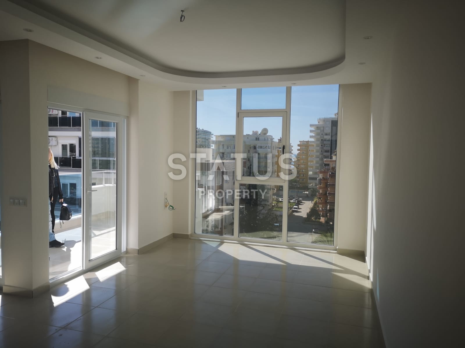 Квартиры с панорамным остеклением и видом на море в новом комплексе Махмутлара фото 2