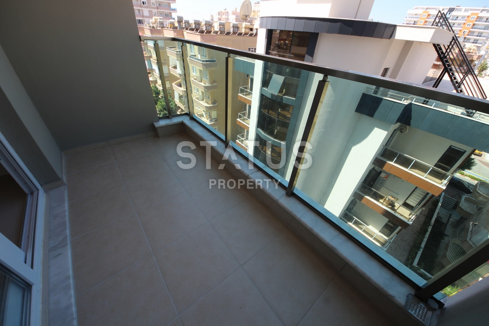 Большая четырехкомнатная квартира для большой семьи на берегу Средиземного моря! фото 12