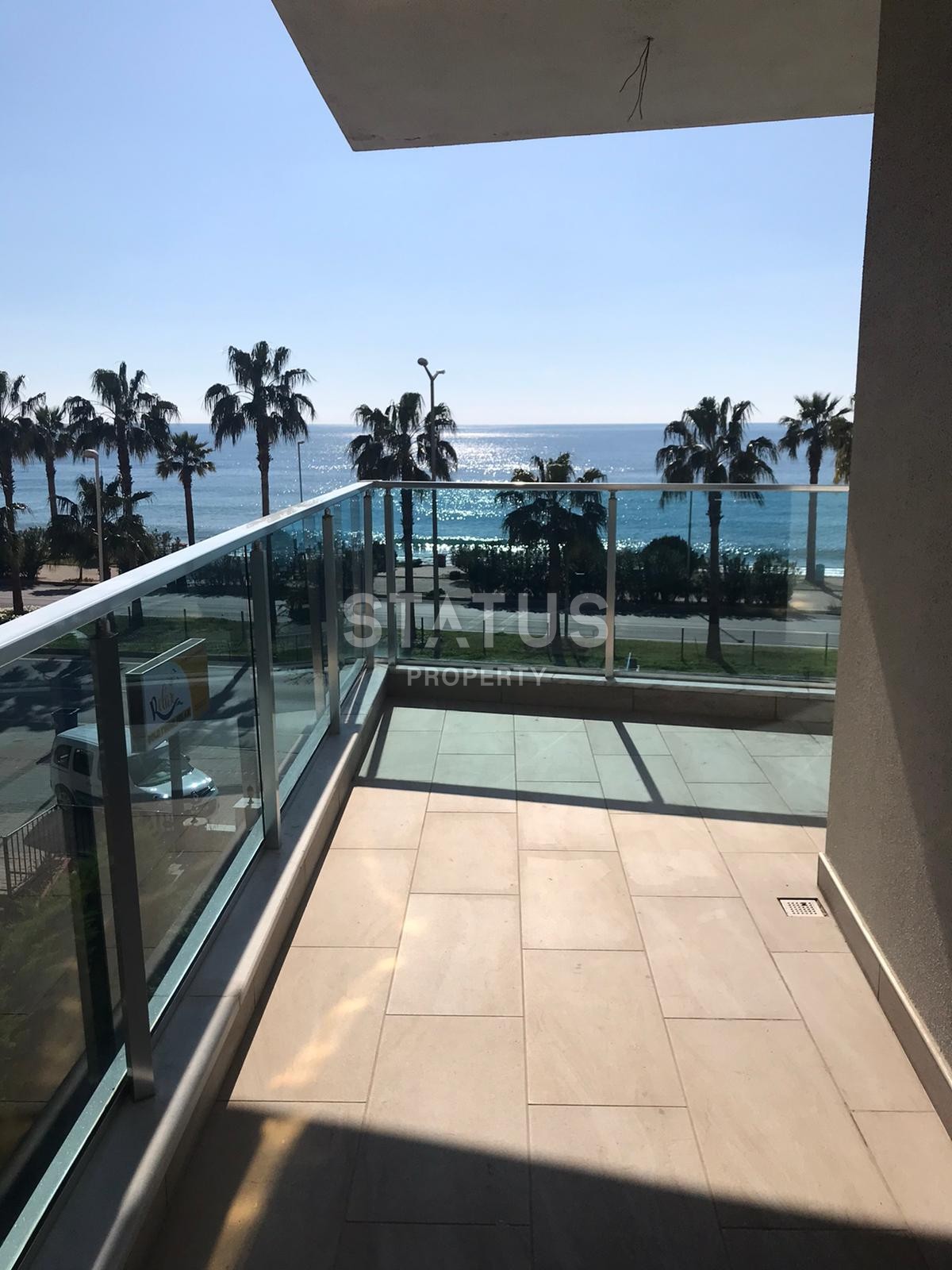 Шикарная квартира с прямым видом на море на первой береговой линии. фото 3