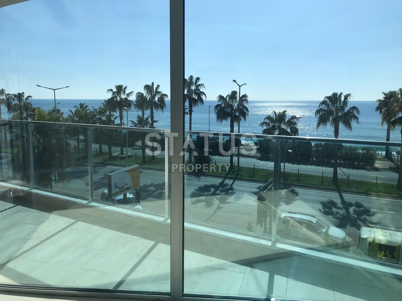 Шикарная квартира с прямым видом на море на первой береговой линии. фото 12