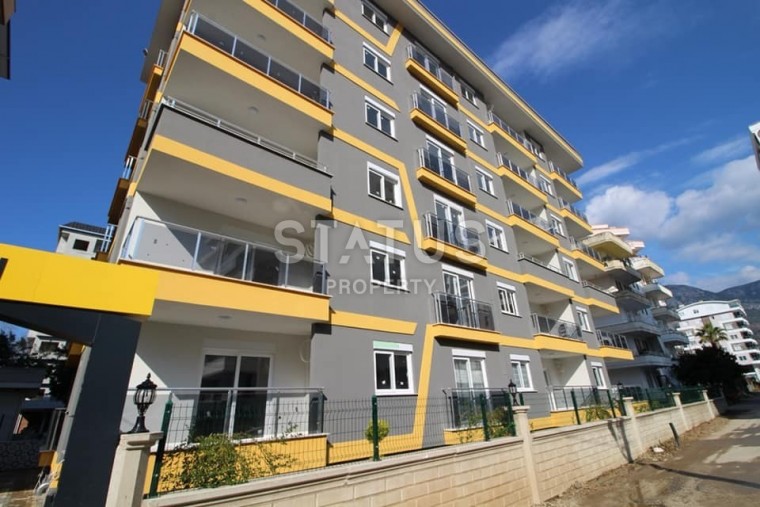 Новая трехкомнатная квартира с мебелью в Махмутларе, 100 м2 фото 1