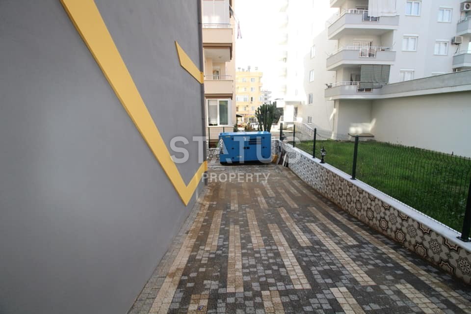 Новая трехкомнатная квартира с мебелью в Махмутларе, 100 м2 фото 2