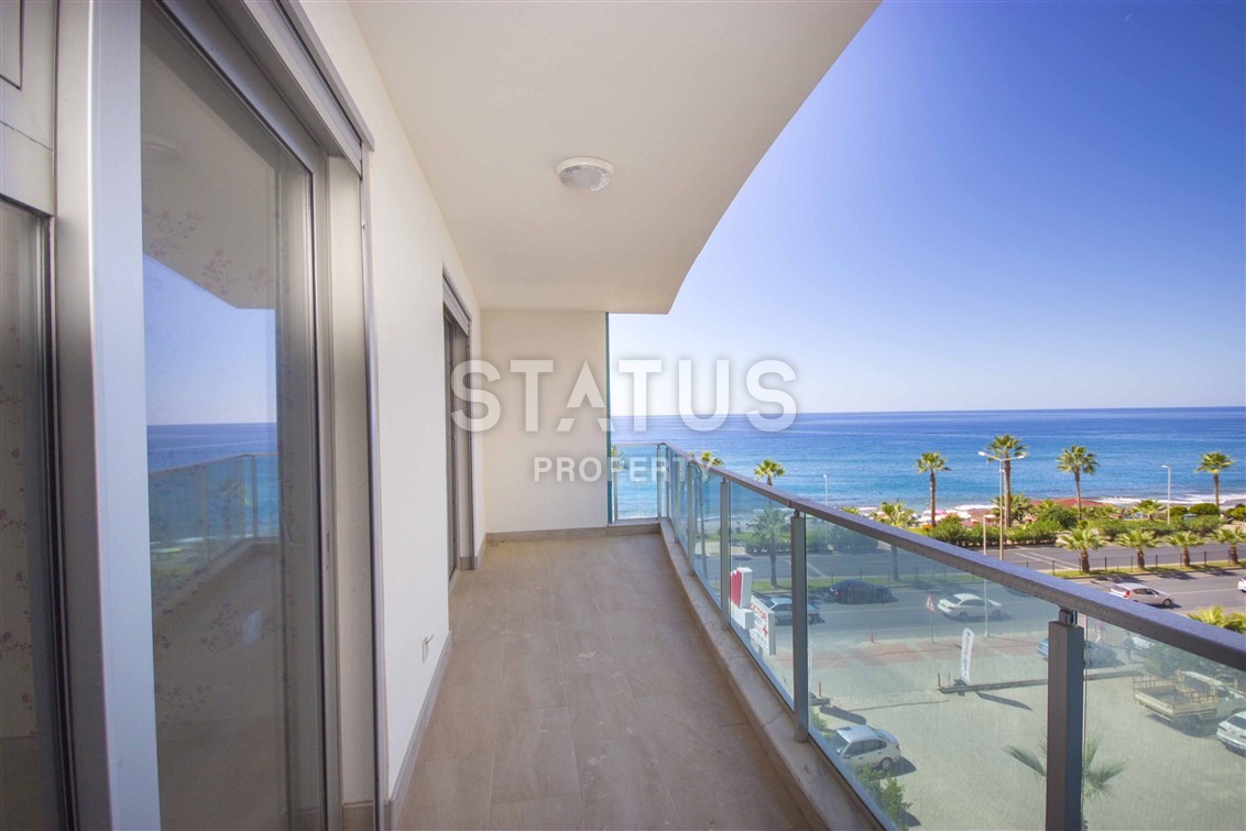 Трехкомнатные апартаменты на первой береговой линии в Махмутларе, 100 м2 фото 13