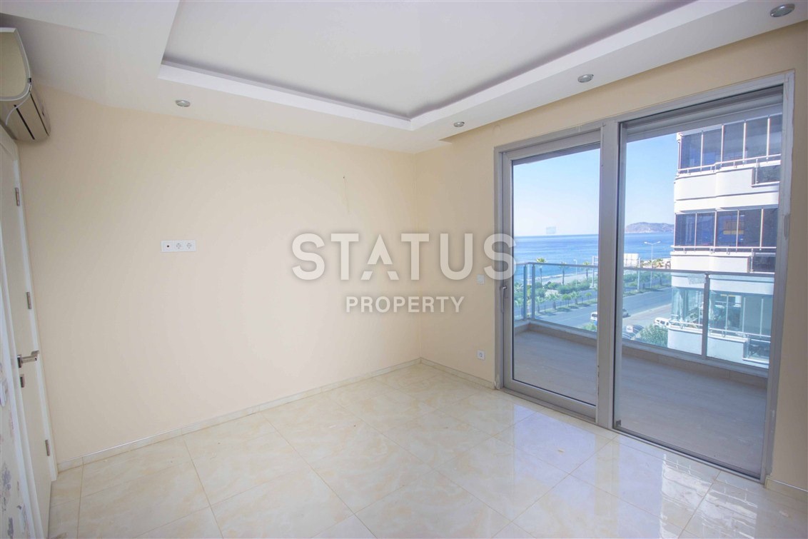 Трехкомнатные апартаменты на первой береговой линии в Махмутларе, 100 м2 фото 14