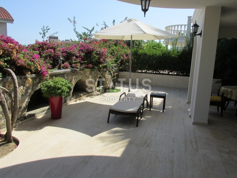 Большая вилла 4+1 с личным садом в шикарном комплексе, 230 м2 фото 43