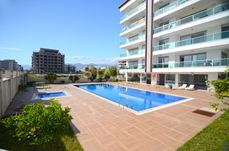 Квартира 1+1 с мебелью в Кестель, 65 м2 фото 1