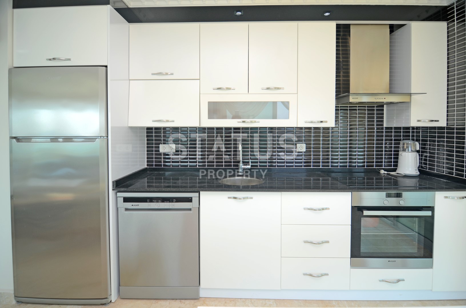 Трехкомнатные апартаменты на первой линии в районе Кестель , 120 м2 фото 21