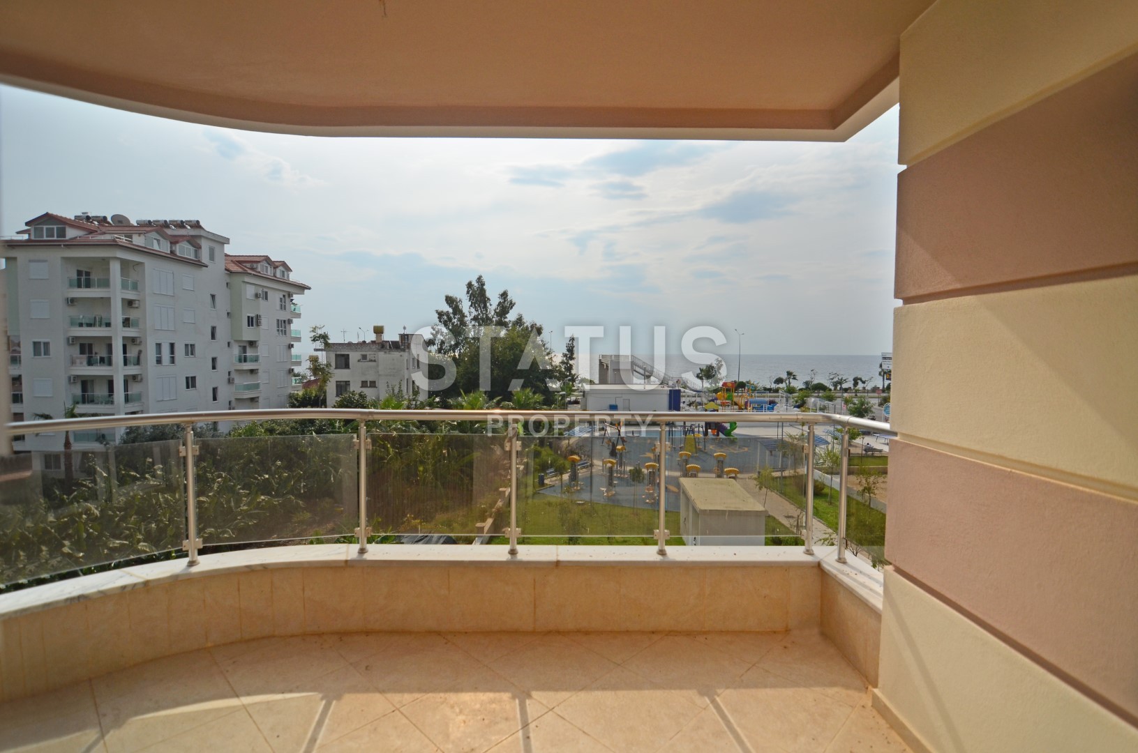 Трехкомнатная квартира в Кестель! 50 метров до моря! фото 3