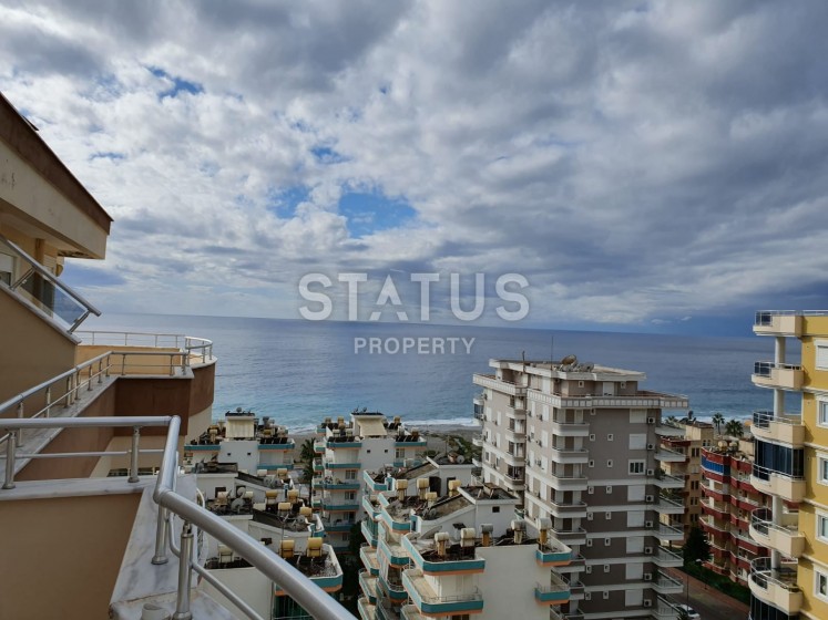 Пентхаус 4+1 с шикарными видами и собственной сауной в Махмутларе, 210 м2 фото 1