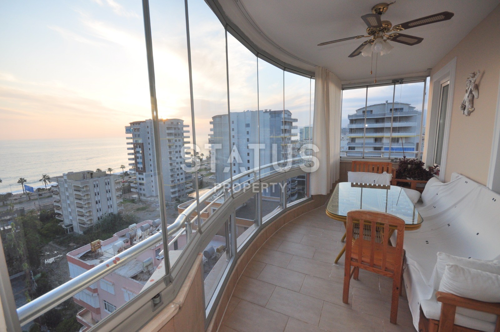 Апартаменты 2+1 на первой береговой линии в районе Махмутлар, 130 м2 фото 1