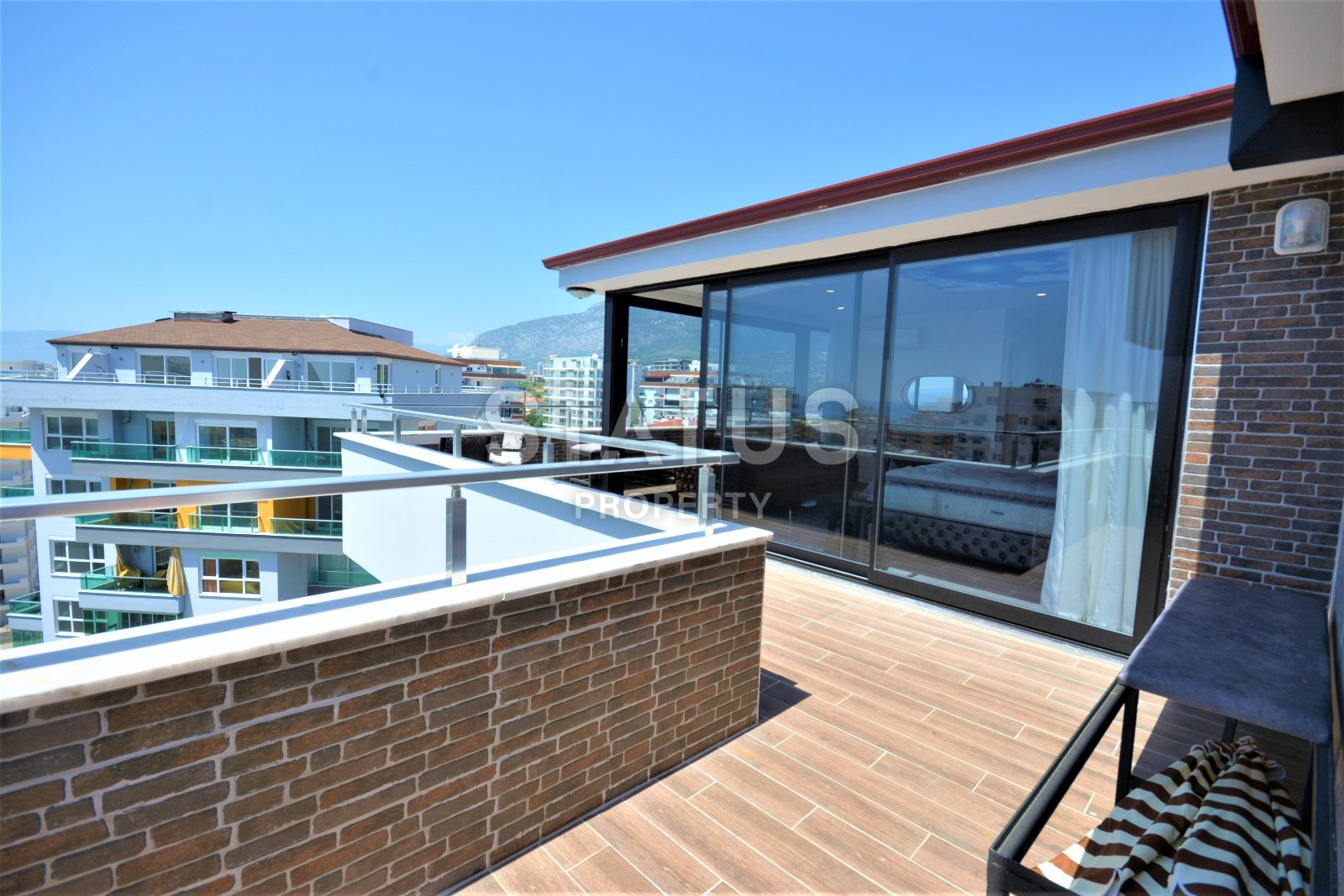 Пентхаус с мебелью в новом доме! Шикарные виды на море и горы! фото 14