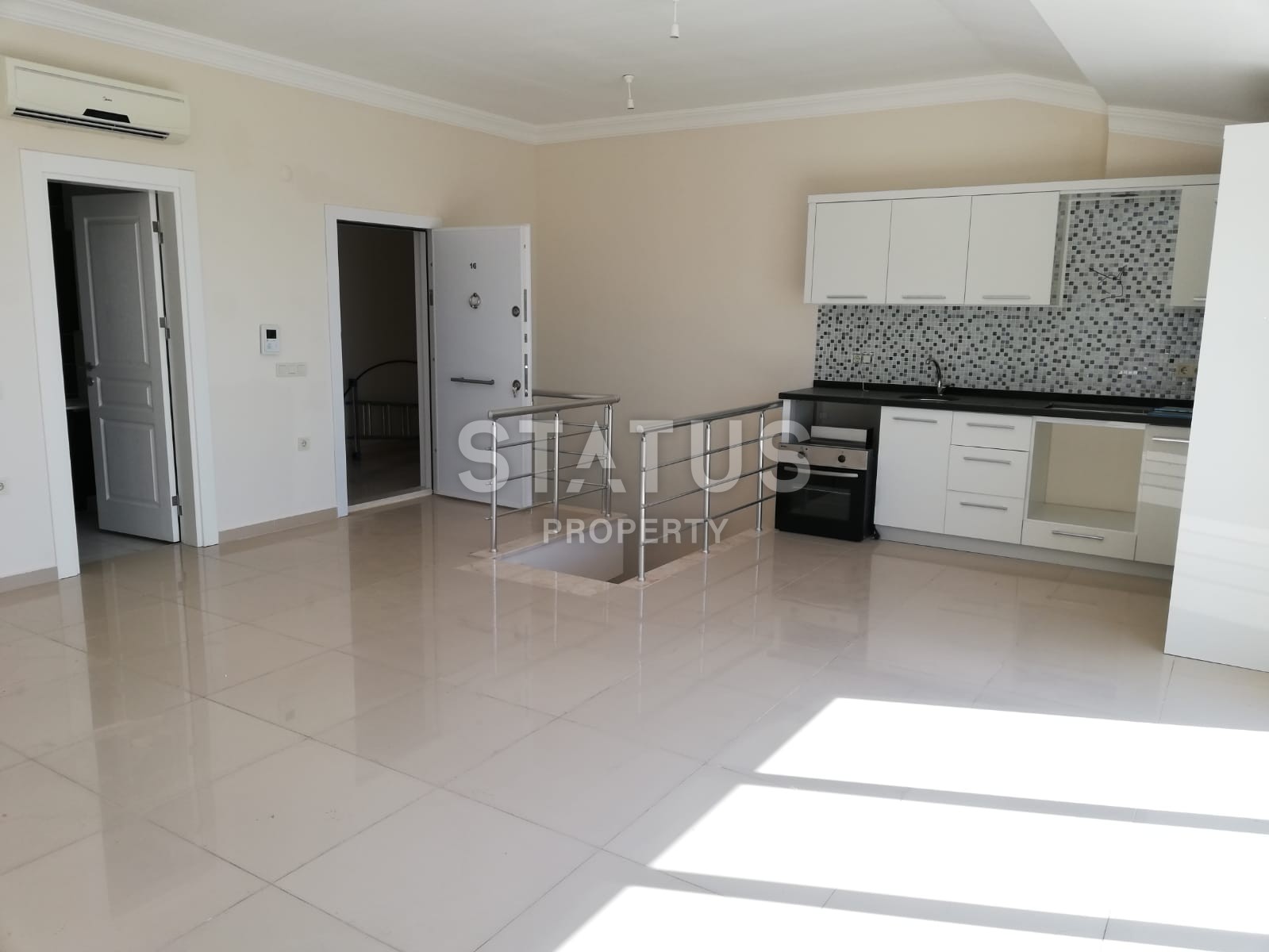 Двухуровневые апаратменты с видом на море в районе Кестель, 140 м2 фото 9