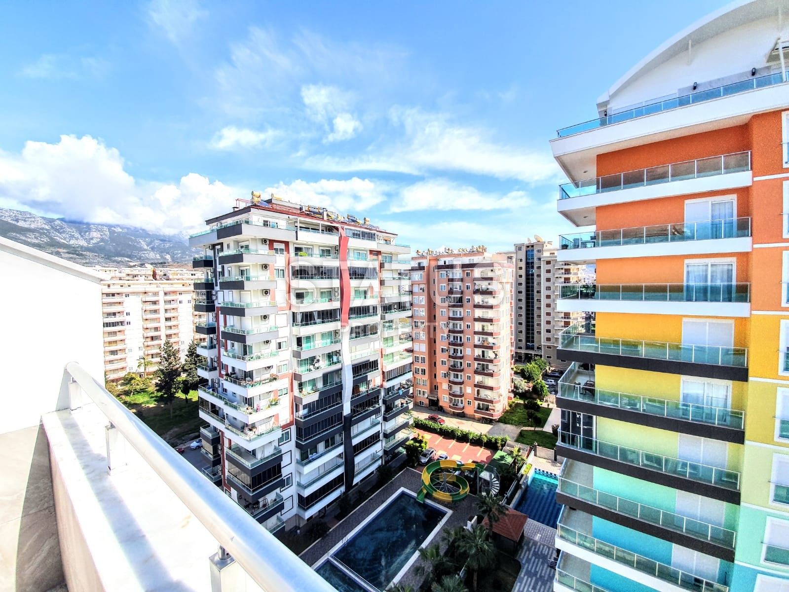 Пентхаус 2+1 в новом комплексе в Махмутларе фото 15