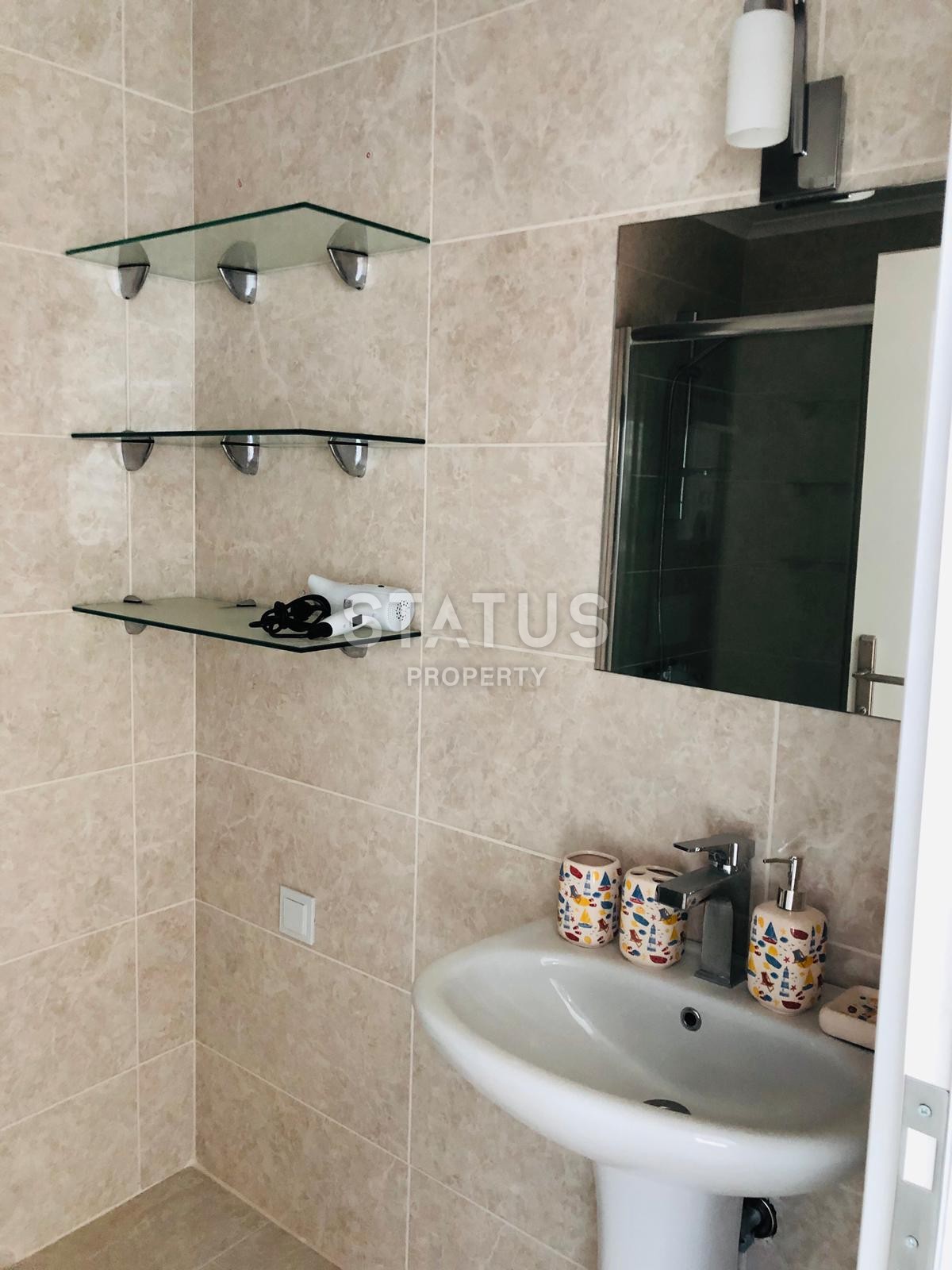 Penthouse 3+1 with sea view in Kargicak area, 180 m2 фото 13