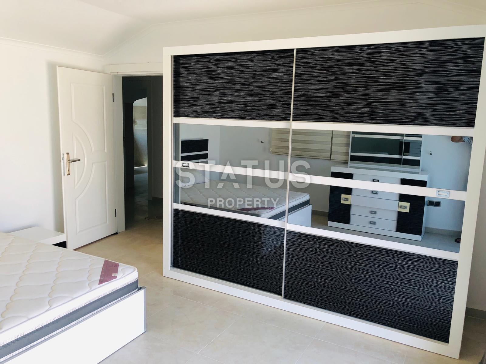 Penthouse 3+1 with sea view in Kargicak area, 180 m2 фото 21