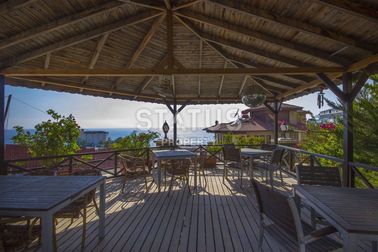 Penthouse 3+1 with sea view in Kargicak area, 180 m2 фото 27