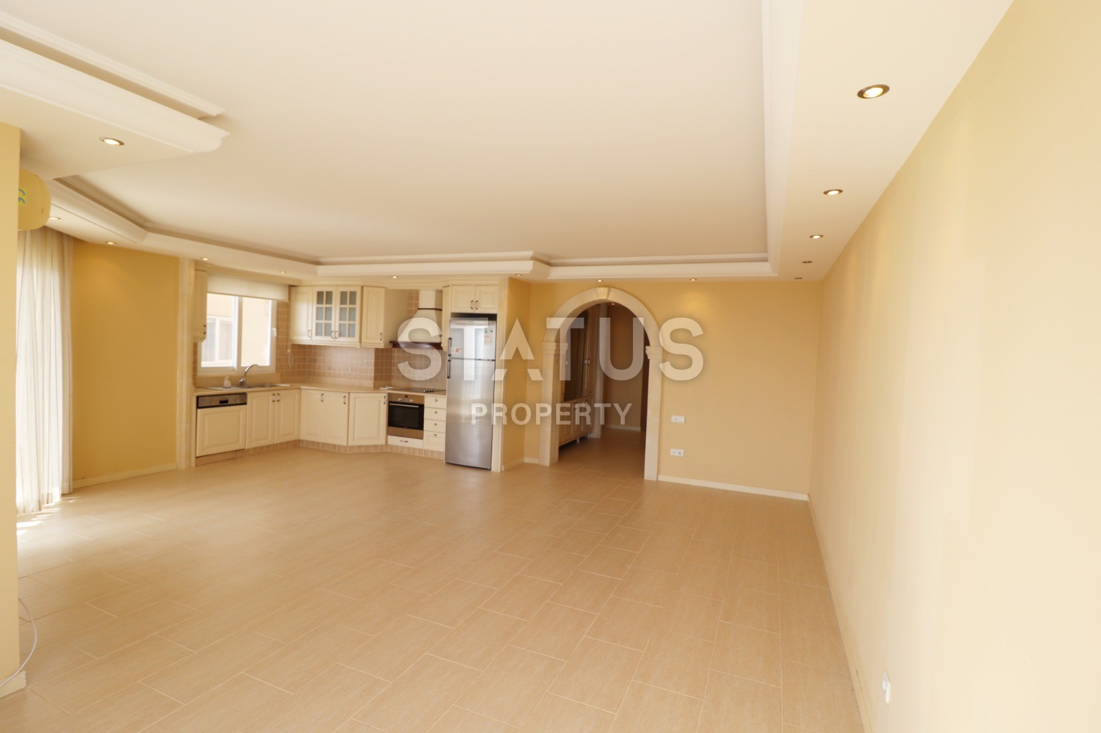 Квартира с прямым видом на море в комплексе на первой линии в Махмутларе фото 3