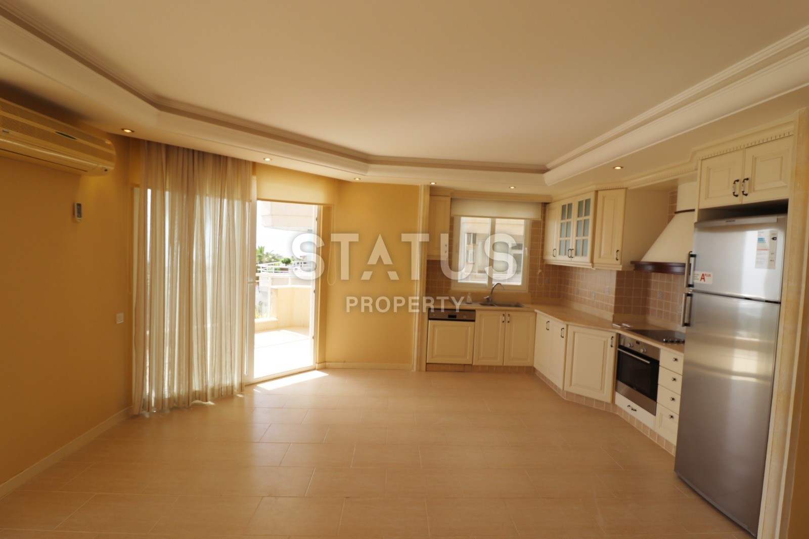 Квартира с прямым видом на море в комплексе на первой линии в Махмутларе фото 7