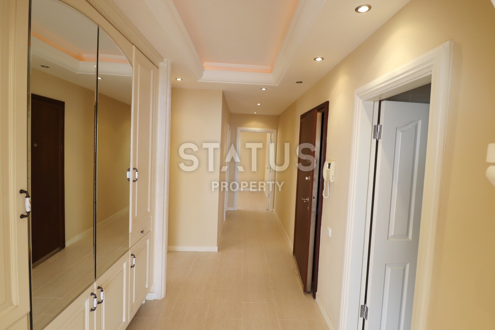 Квартира с прямым видом на море в комплексе на первой линии в Махмутларе фото 18