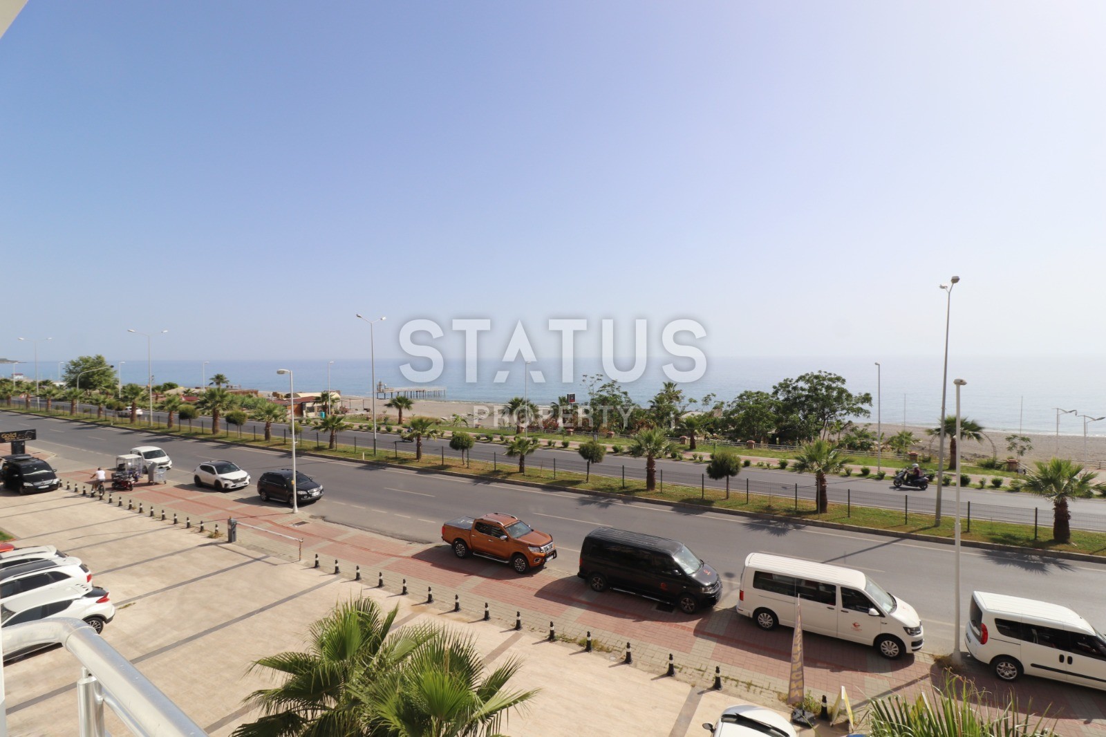 Квартира с прямым видом на море в комплексе на первой линии в Махмутларе фото 20