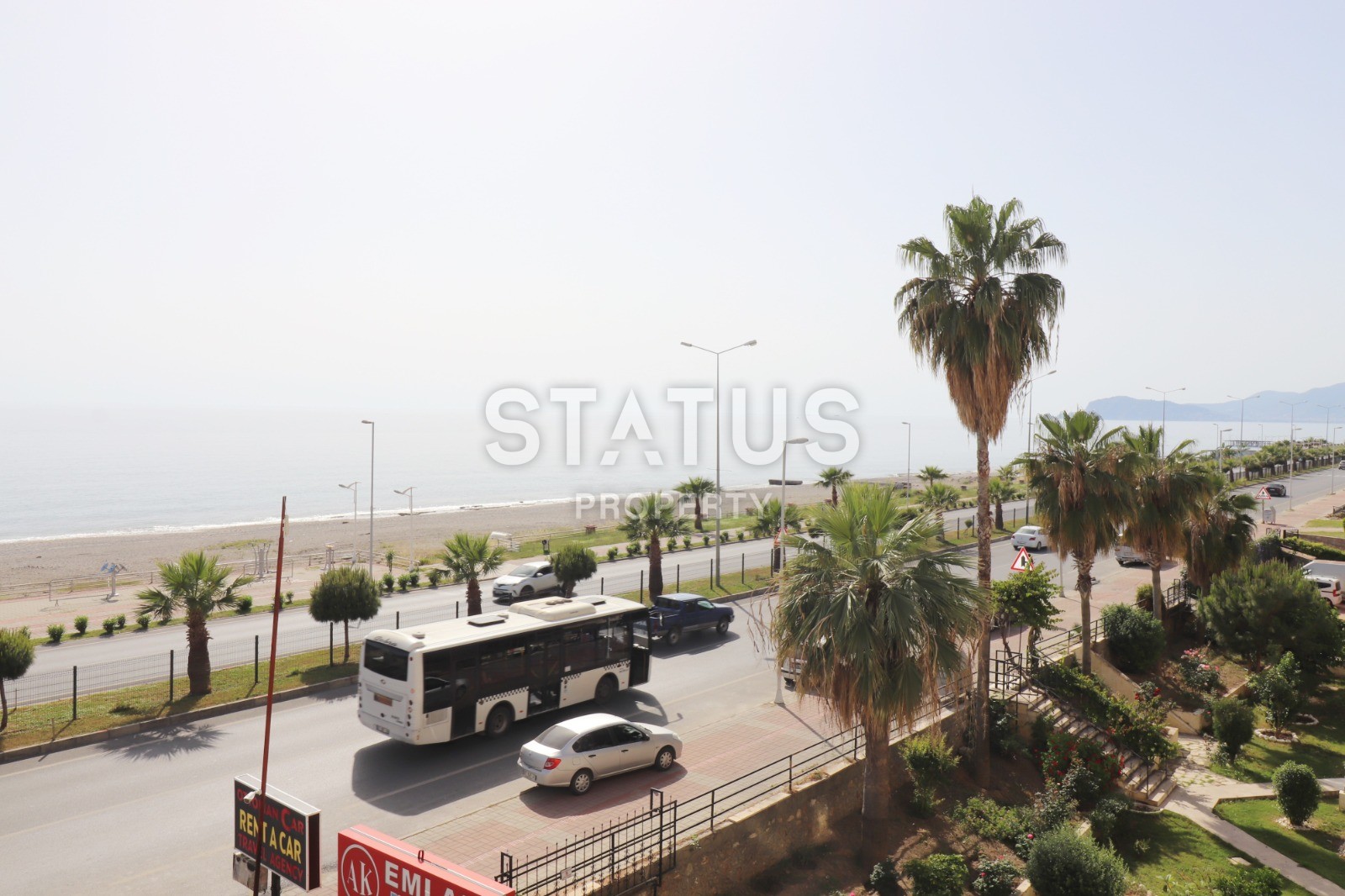 Квартира с прямым видом на море в комплексе на первой линии в Махмутларе фото 21