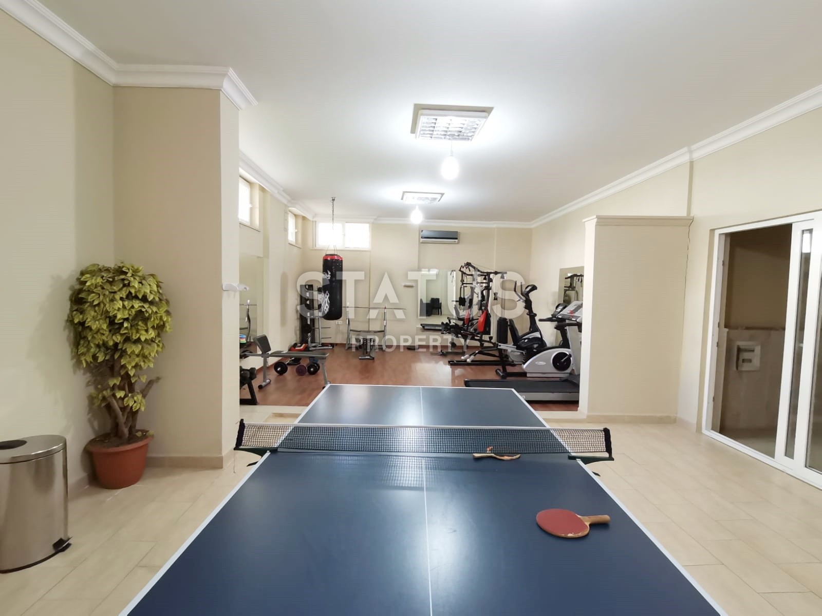 Квартира с прямым видом на море в комплексе на первой линии в Махмутларе фото 26